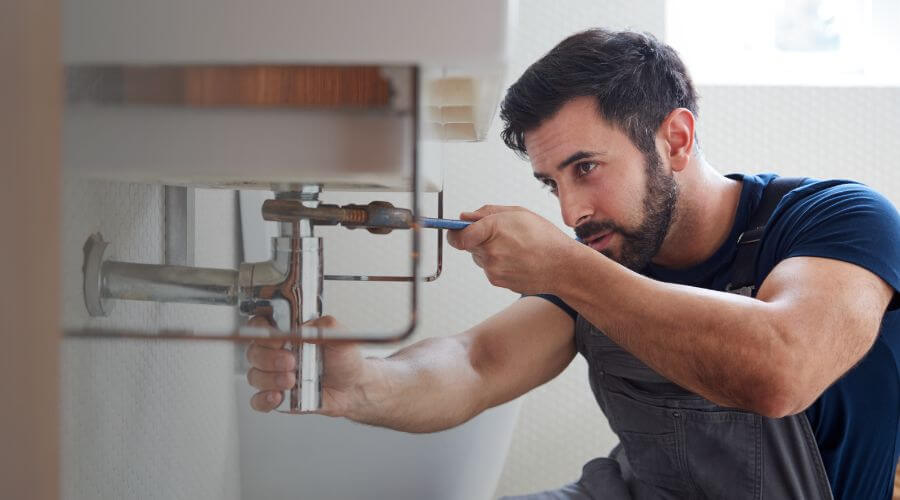 Local annual plumbing maintenance in Colcord, OK